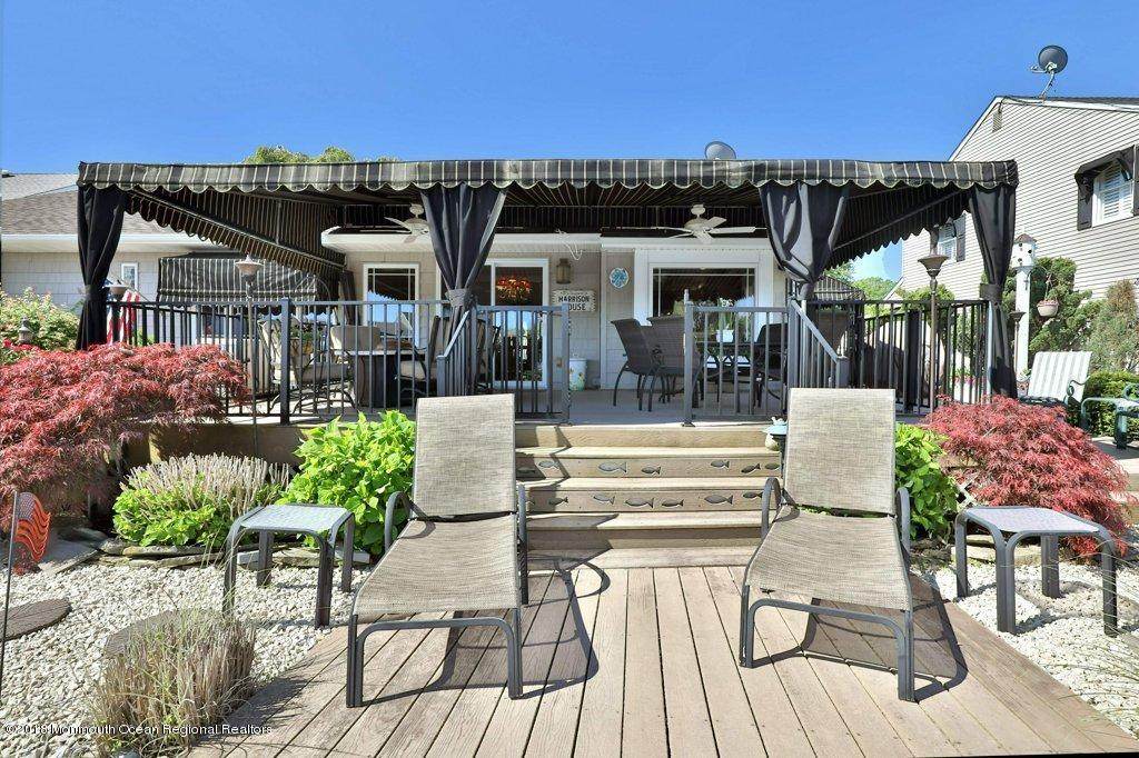 1534 Laguna Drive - Photo 1