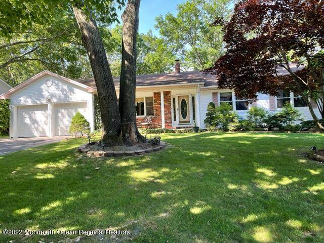 31 Redwood Drive - Photo 1
