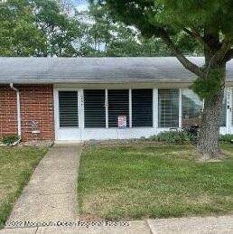 549 Sheffield Court - Photo 1