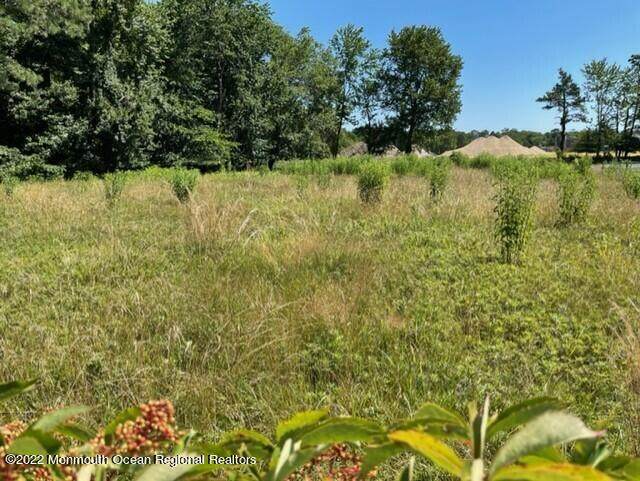 123 Pier Avenue - Photo 1
