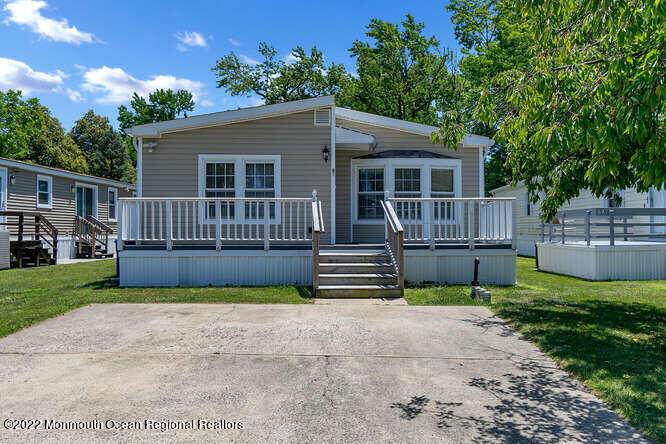 71 Dickens Road - Photo 1