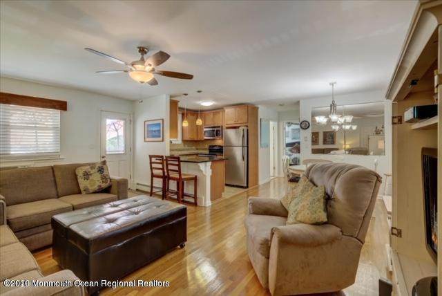 27 Wharfside Drive - Photo 1