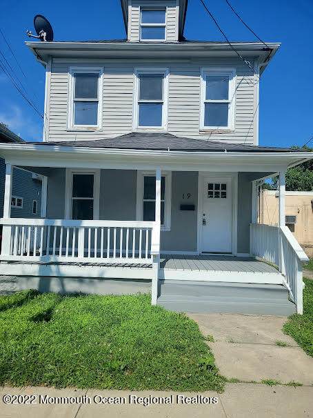 19 De Witt Avenue - Photo 1