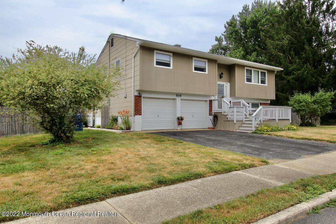 505 Janet Road - Photo 1