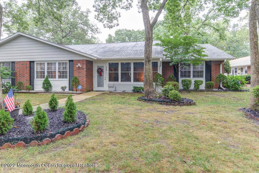 200B Buckingham Drive - Photo 1