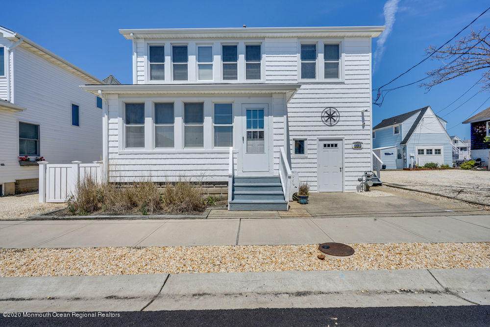292A N Street - Photo 1