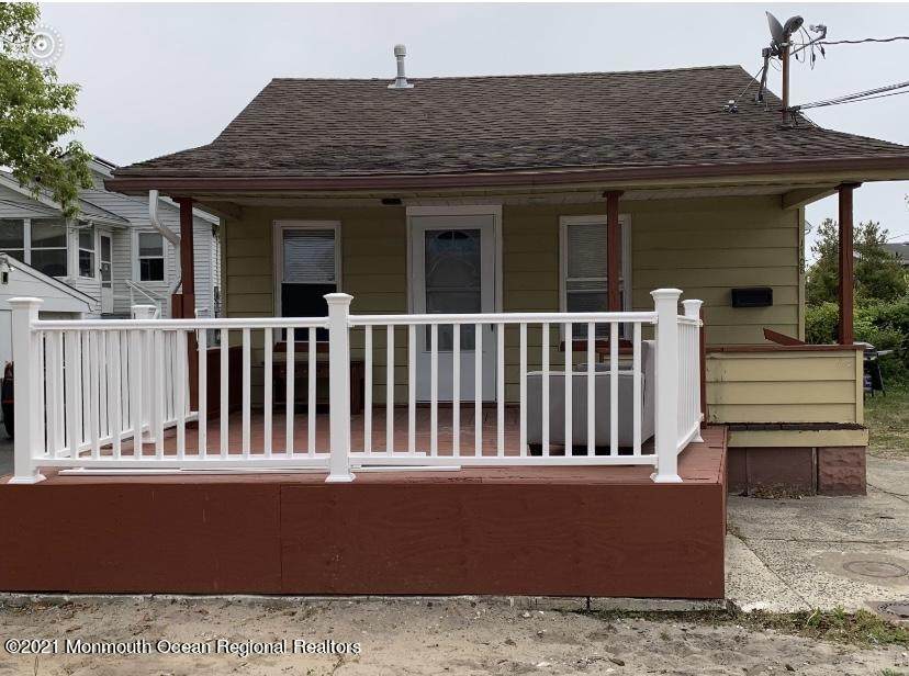 1708 B Street - Photo 1