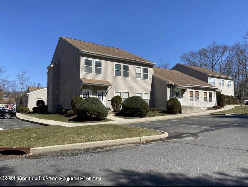 405 Bridge Plaza Drive - Photo 1