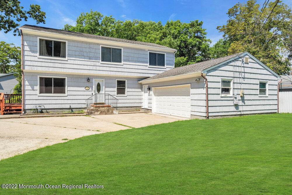 1220 Leguene Avenue - Photo 1