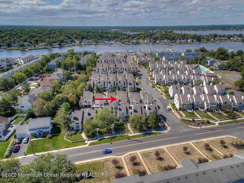 580 Patten Avenue - Photo 1