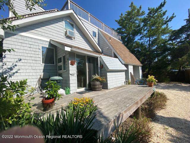8004 Bay Terrace - Photo 1