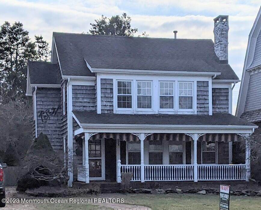 306 Beacon Boulevard - Photo 1