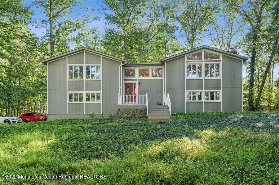 103 Valley Drive - Photo 1