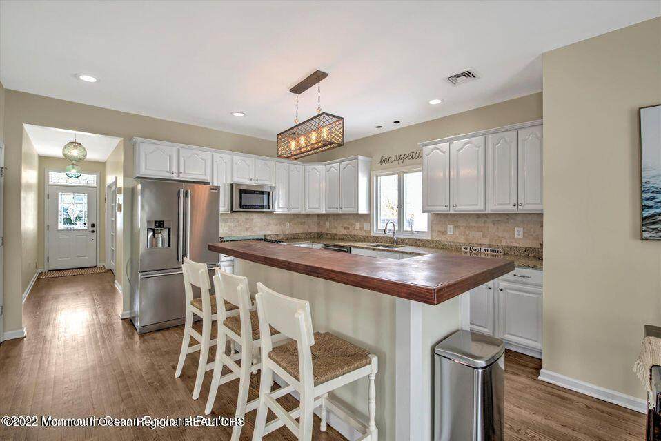 387 Florence Avenue - Photo 1