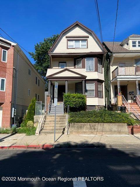 115 Arlington Avenue - Photo 1