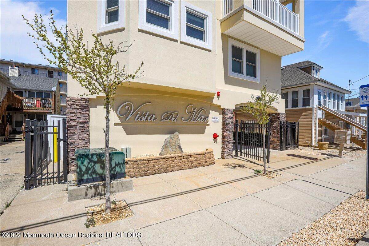28 Sampson Avenue - Photo 1