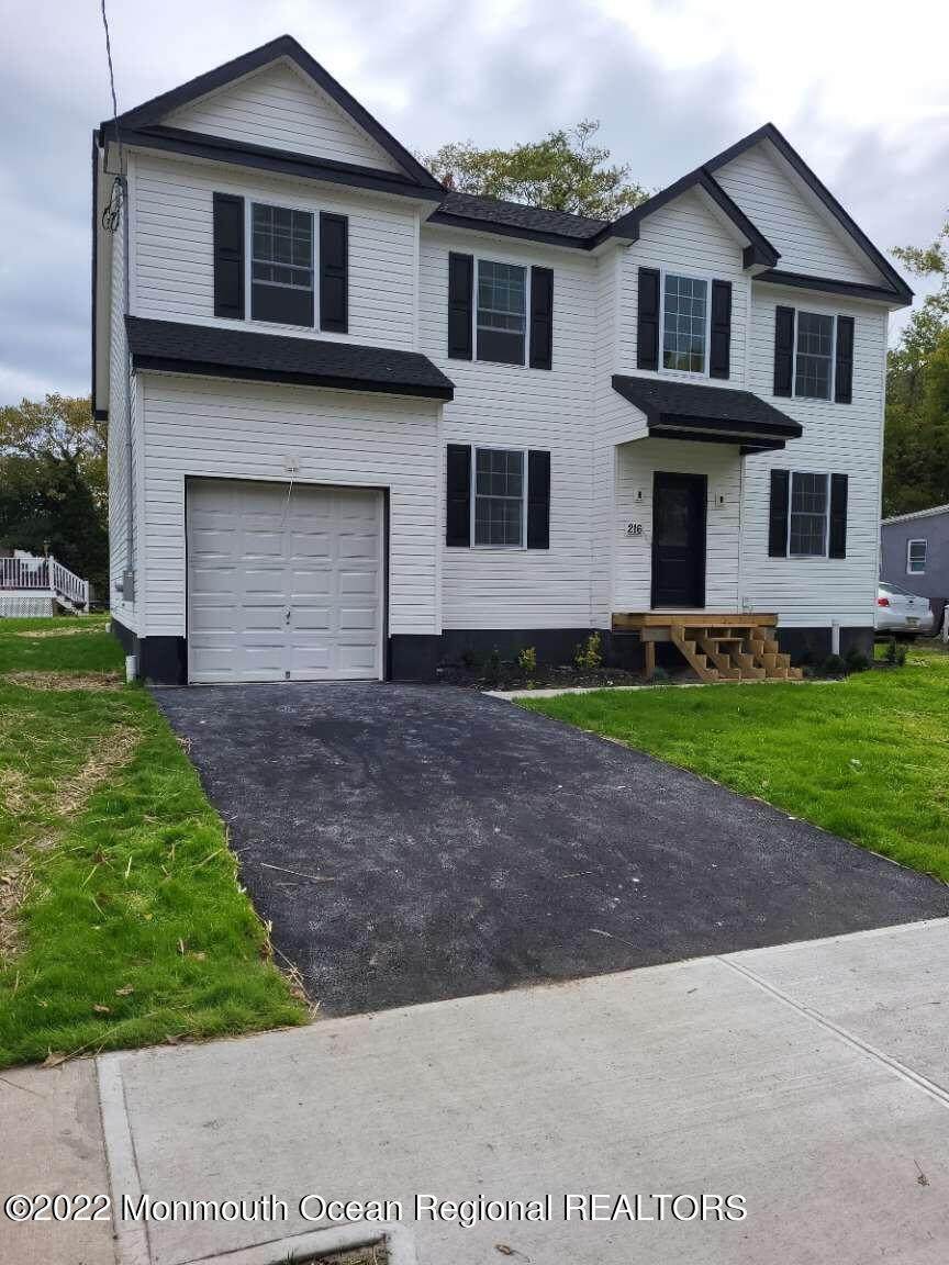 216 Borden Avenue - Photo 1
