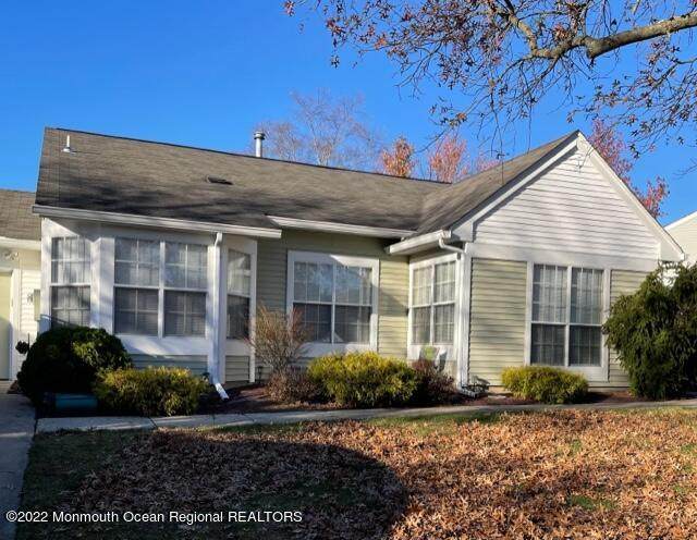 1104B Thornbury Lane - Photo 1
