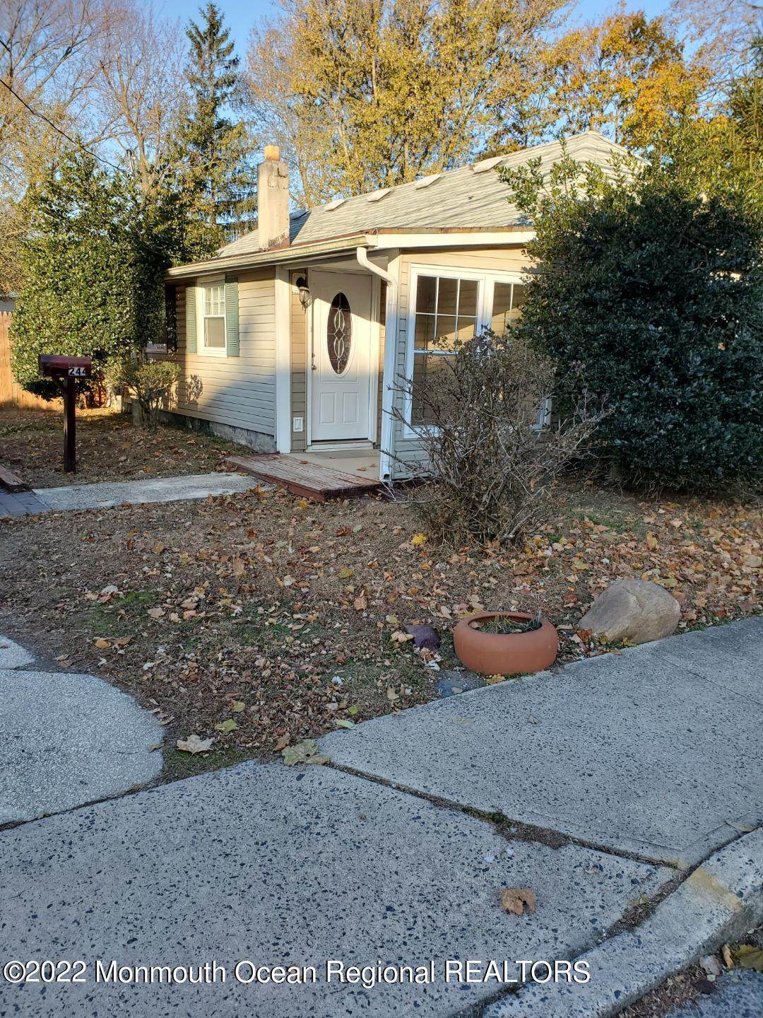 244 Overbrook Avenue - Photo 1