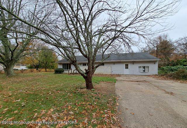 93 Maple Road - Photo 1