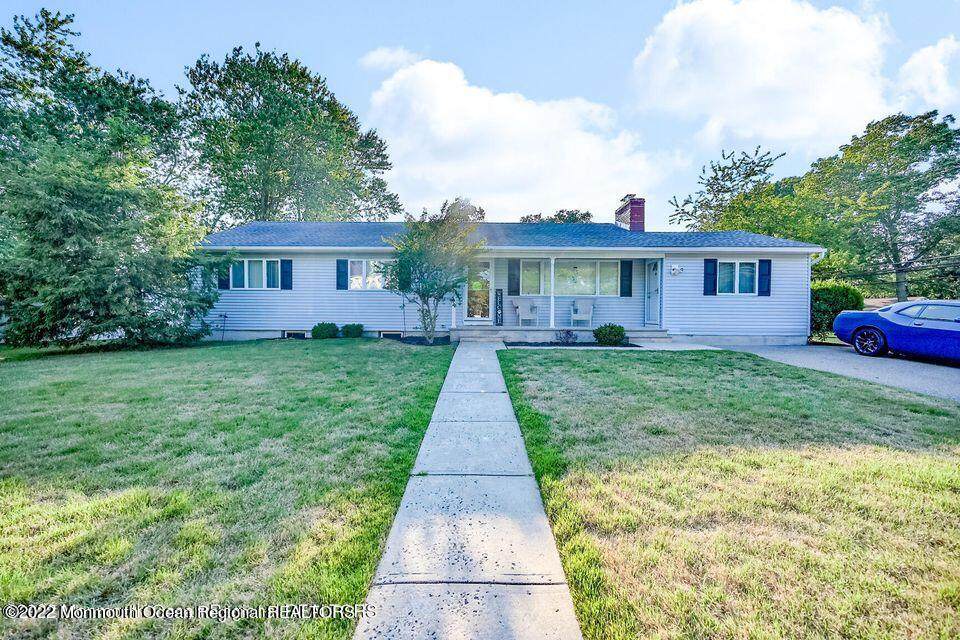 136 Beechtree Drive - Photo 1