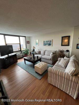 1 Scenic Drive - Photo 1