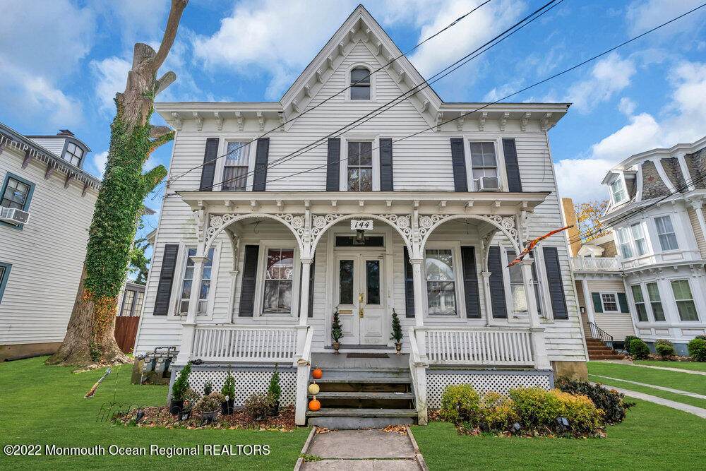 144 Commerce Street - Photo 1