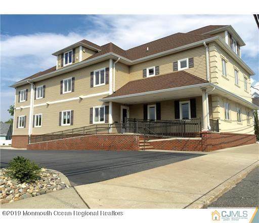 190 Pulaski Avenue - Photo 1