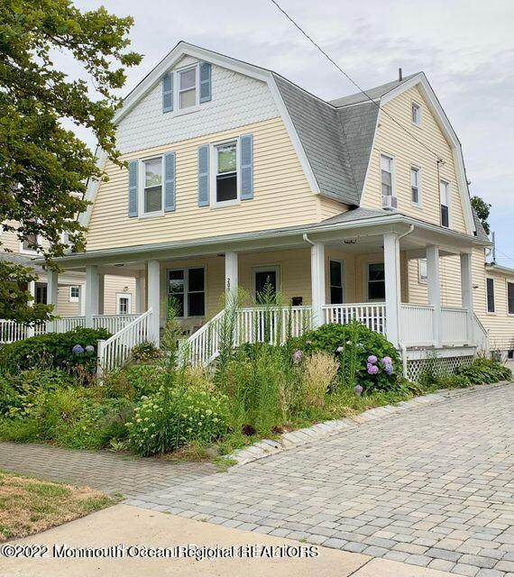 209 4th Avenue - Photo 1