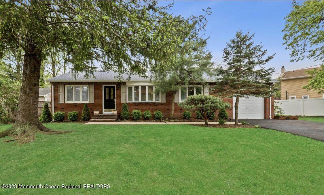 1112 Berkeley Avenue - Photo 1