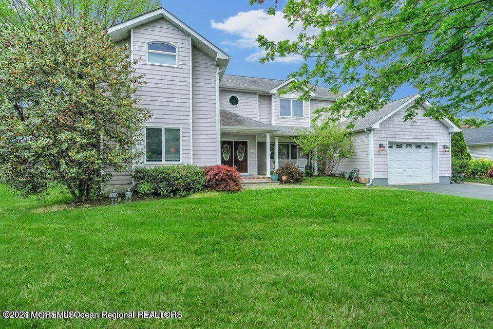 75 Poplar Avenue - Photo 1