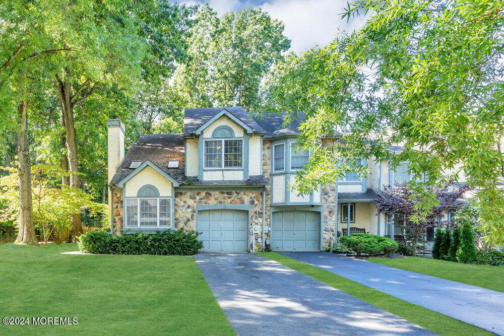 13 Dorchester Drive - Photo 1
