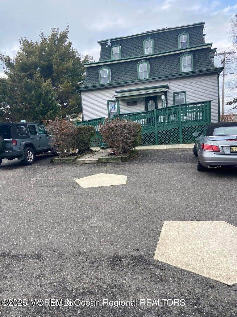 162 Main Street - Photo 1