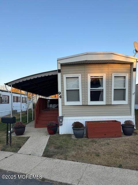 94 Locust Grove - Photo 1