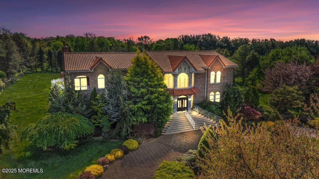 8 Tiberon Drive - Photo 1