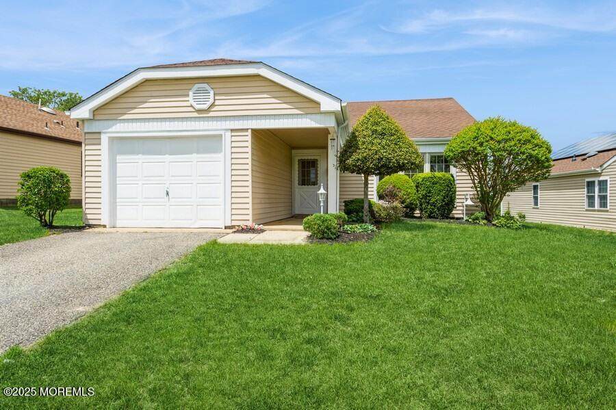 26 Woodstock Lane - Photo 1