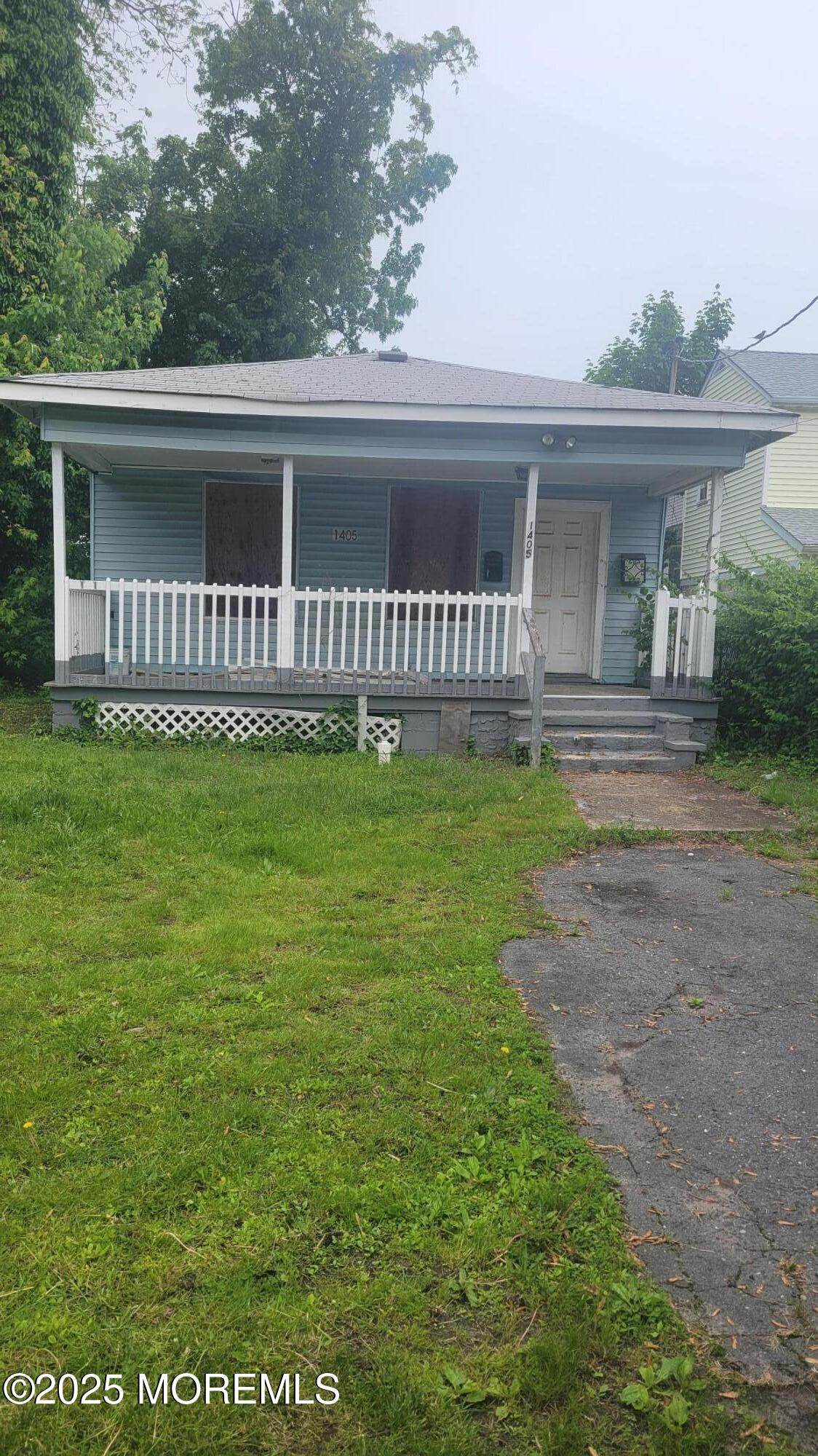 1405 Mattison Avenue - Photo 1