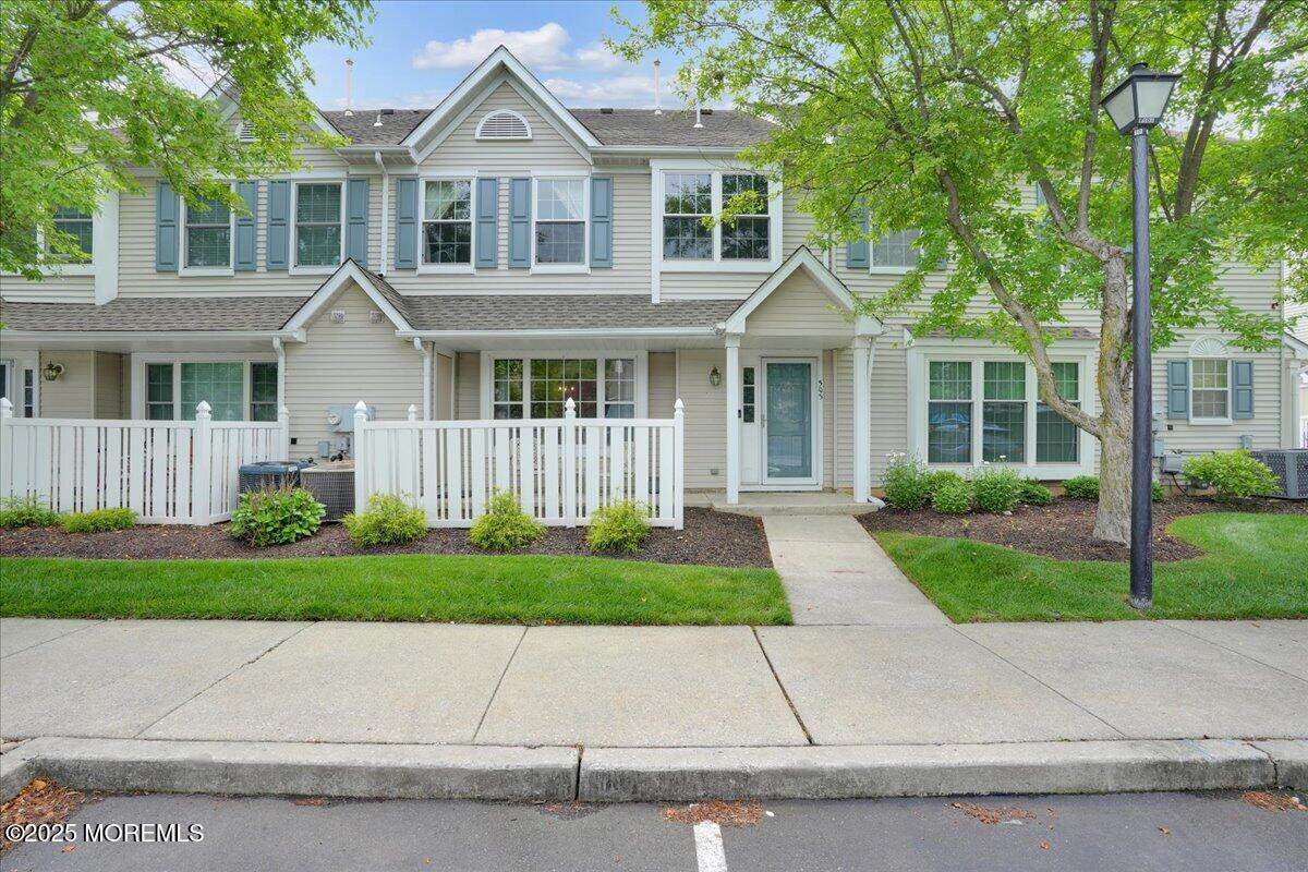 503 Oswego Court - Photo 1