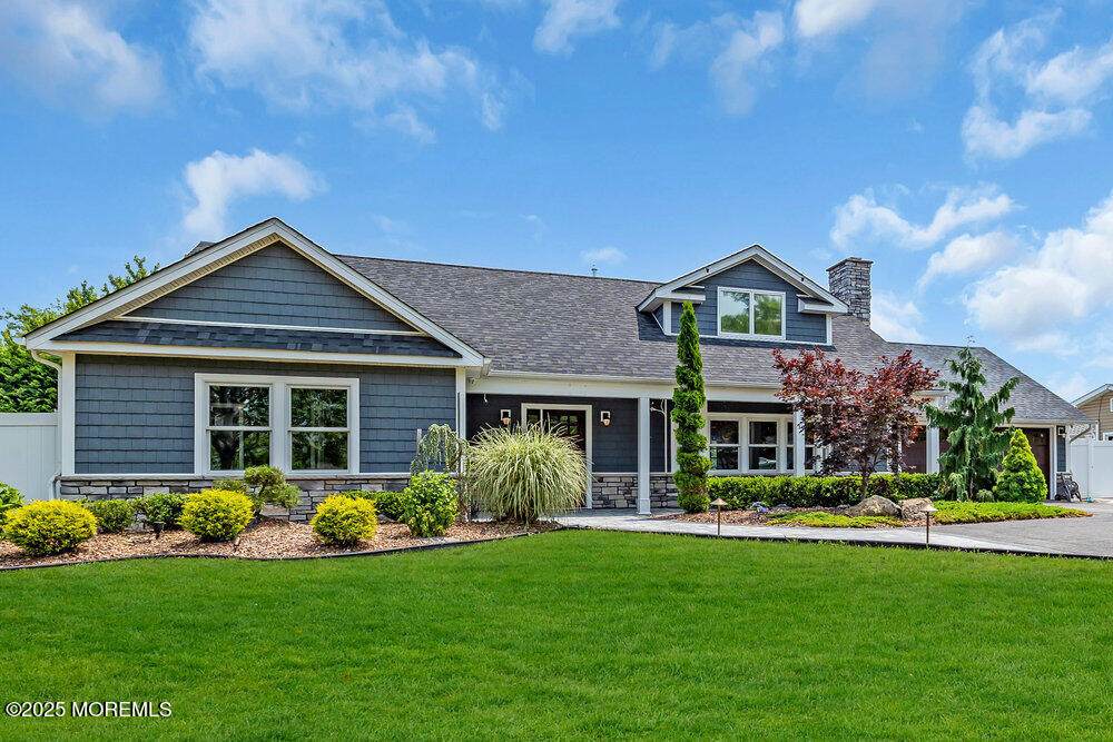 590 Lloyd Road - Photo 1