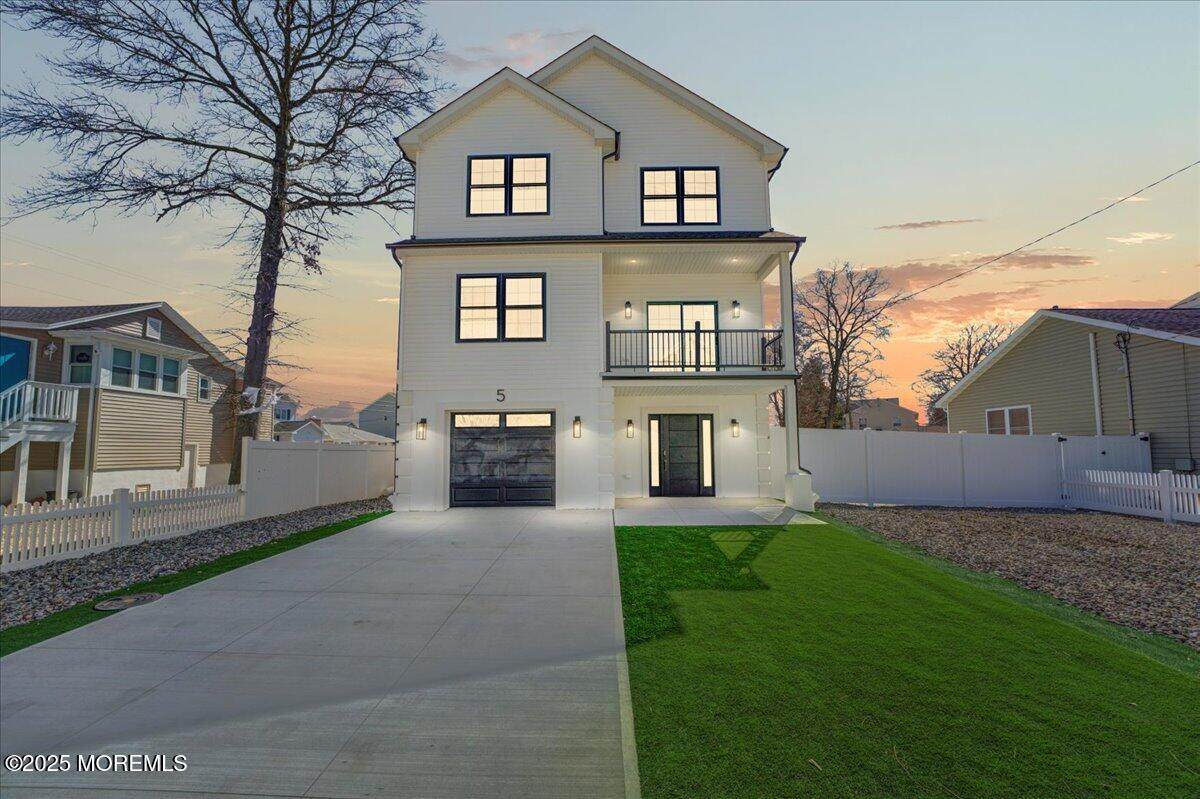 5 Shore Pine Drive - Photo 1