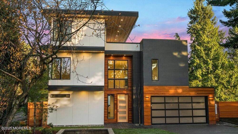 27 Royal Drive - Photo 1