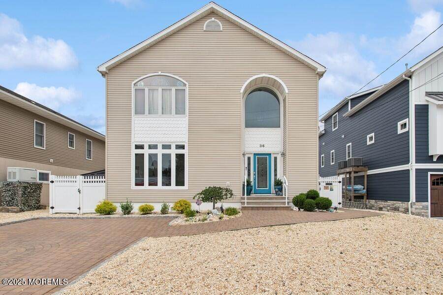 36 Lagoon Drive - Photo 1