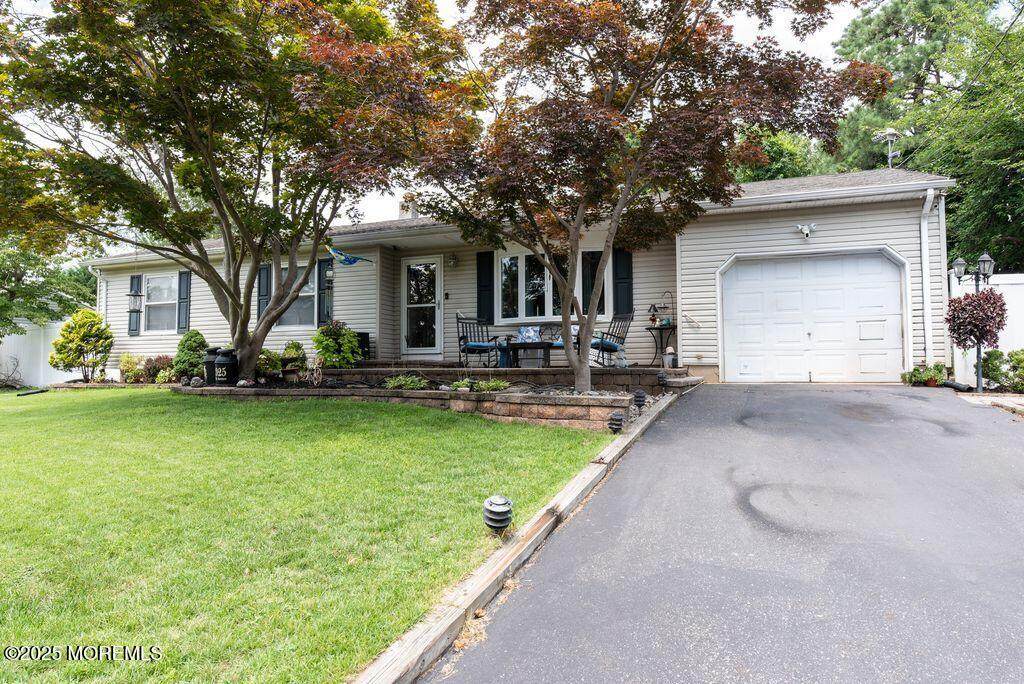 1325 12th Avenue - Photo 1