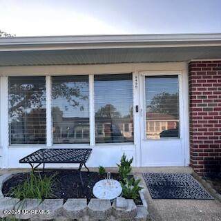 949 Aberdeen Drive - Photo 1