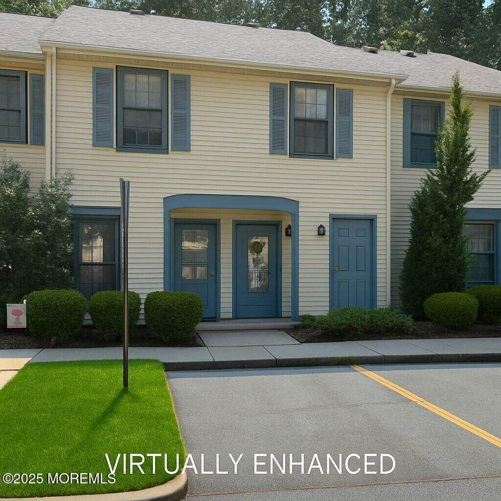 293 Gloucester Court - Photo 1