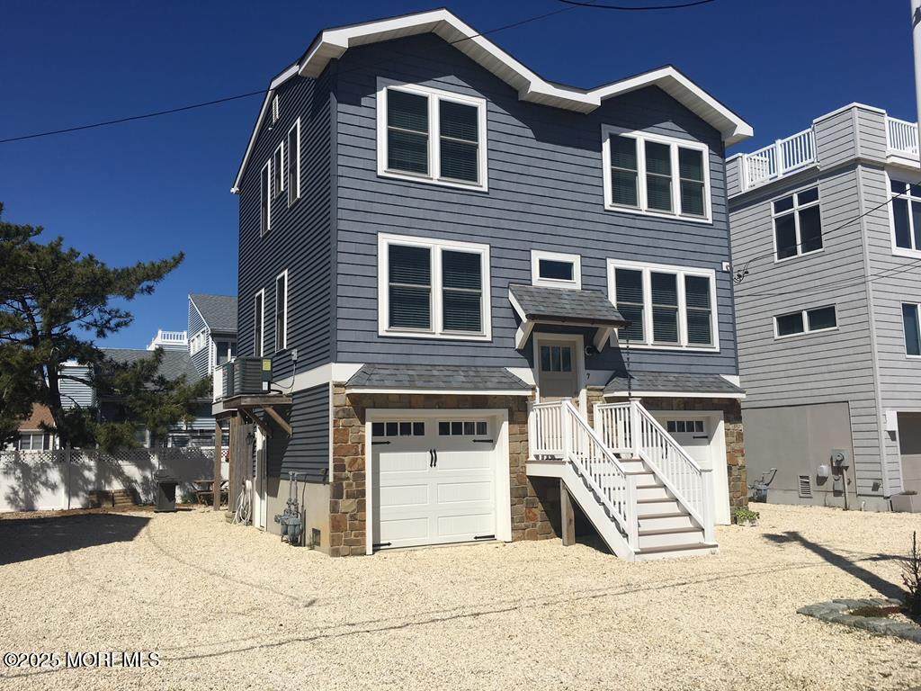 7 Carolina Avenue - Photo 1