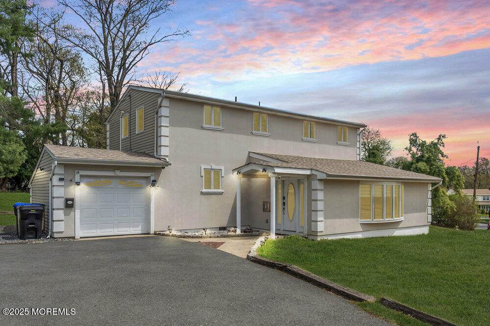 17 Thomas Road - Photo 1