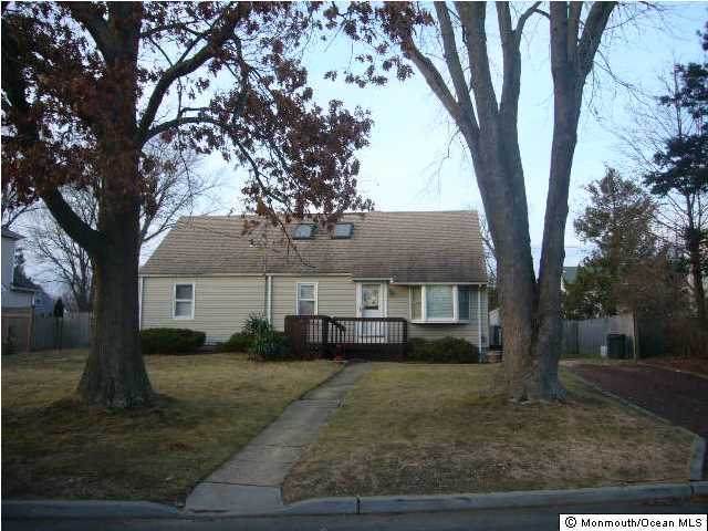 313 Yorke Avenue - Photo 1