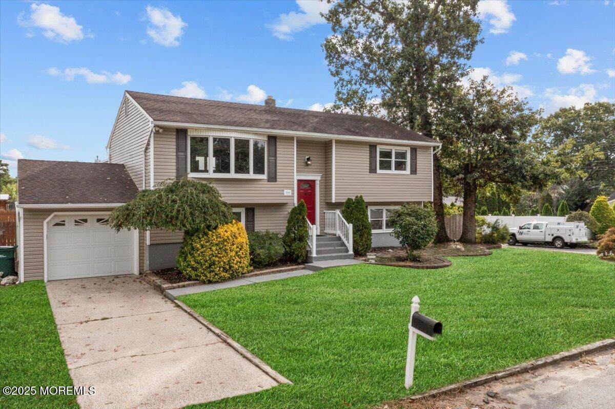 300 Morningside Street - Photo 1