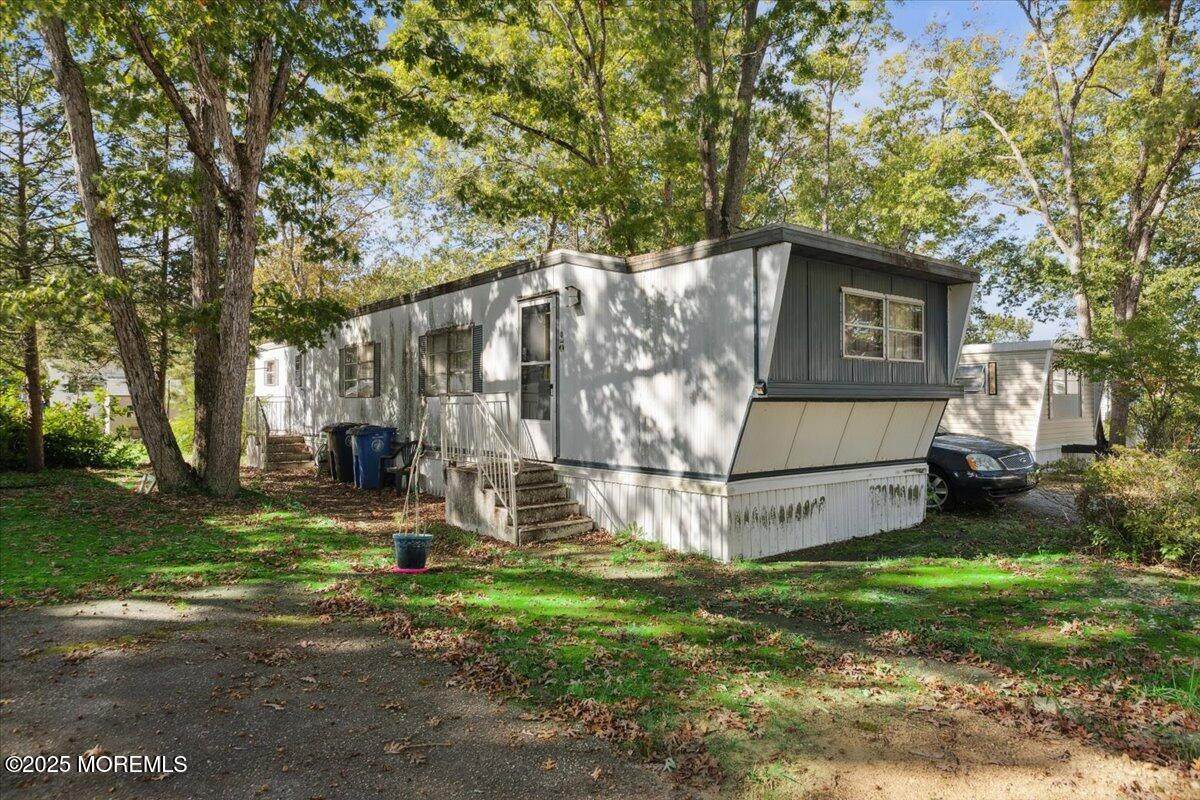 36 Roberts Road - Photo 1